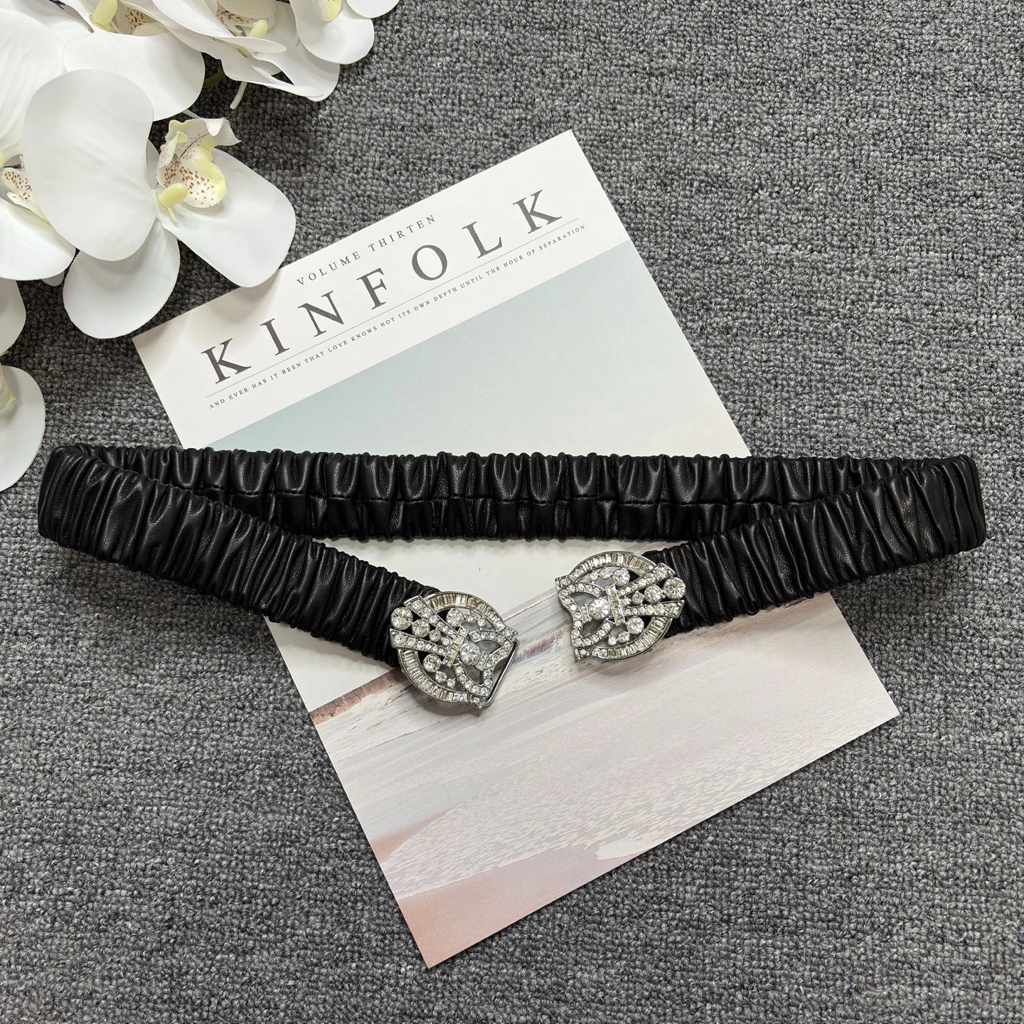 Rhinestone silver buckle sheepskin elastic waistband, elastic diamond buckle waistband, pure white leather soft belt