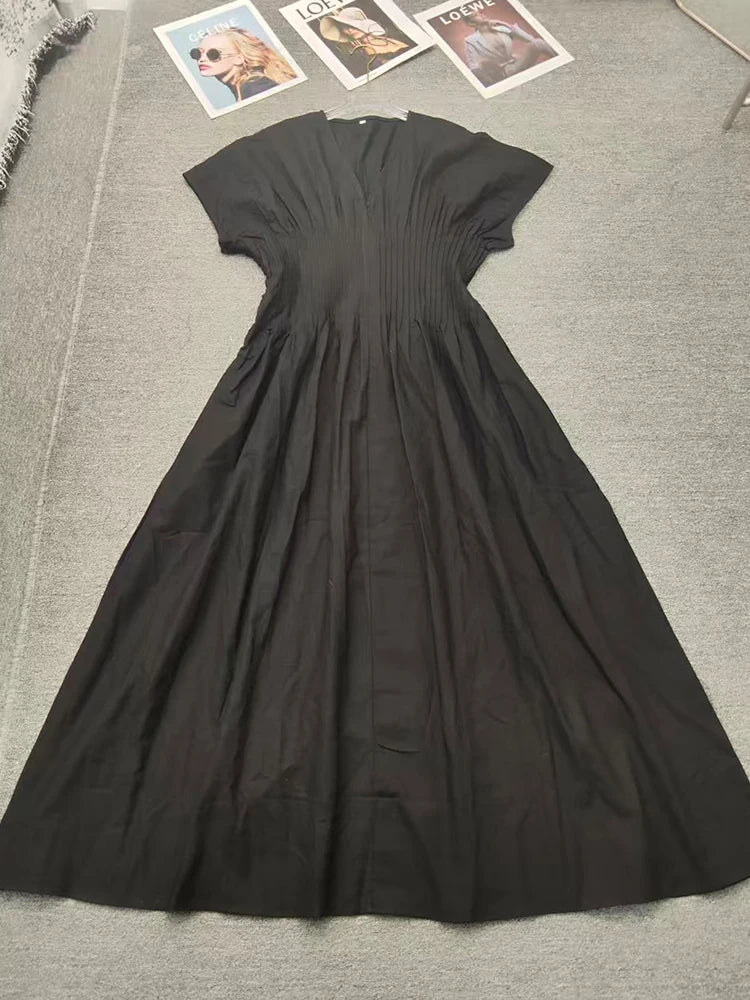 Designer style women's retro solid color sexy V-neck pleated waist dress, fashionable loose and large swing fluffy skirt