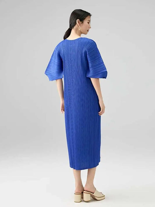 LANMREM Summer Pleated Dress Women New Casual O-neck Niche Design Dropped Shoulder Short Sleeve Dresses