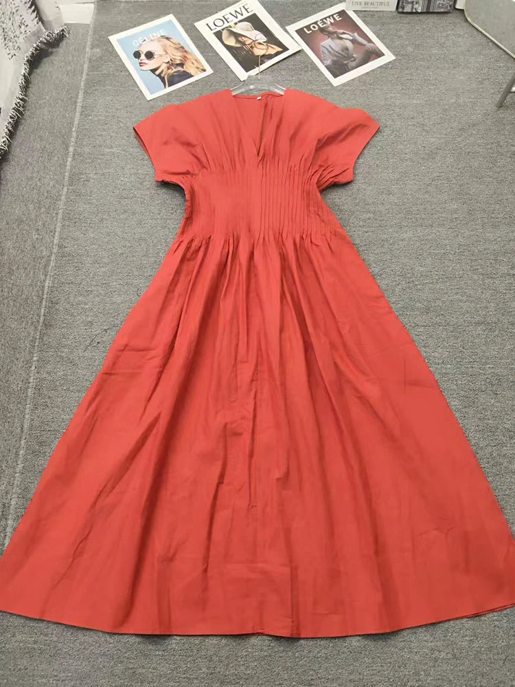 Designer style women's retro solid color sexy V-neck pleated waist dress, fashionable loose and large swing fluffy skirt