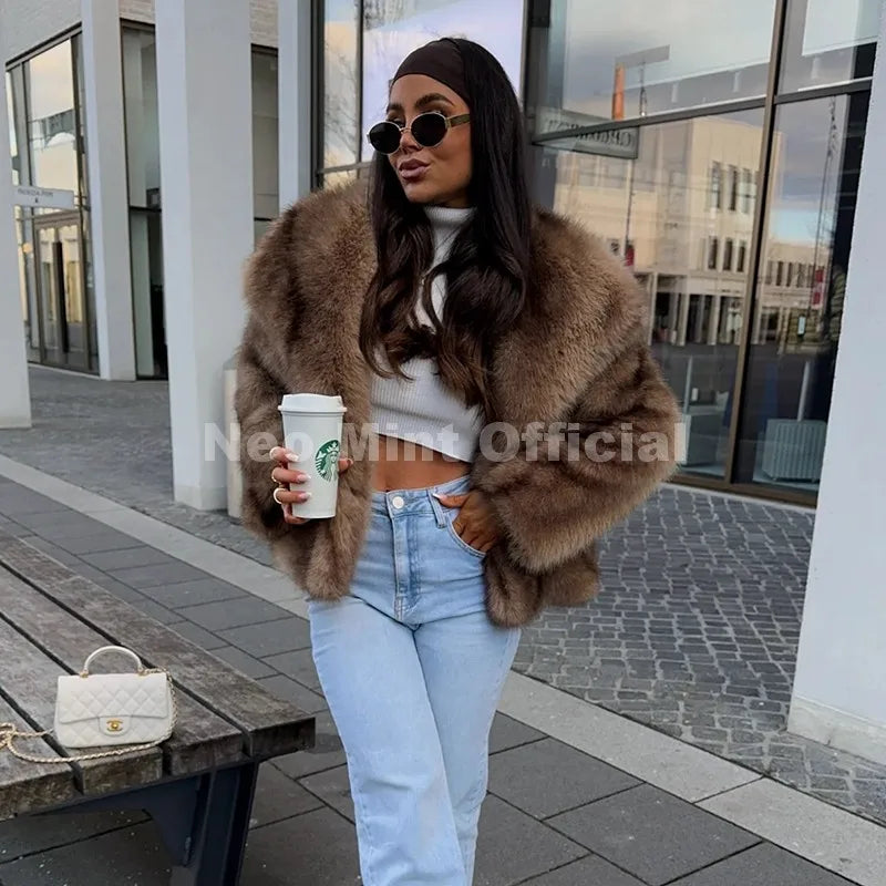 Neo Mint 2025 Winter Exclusive Striped Faux Fur Jacket Women Overcoat Brand Blogger Fashion Fluffy Fox Fur Collar Coat Outerwear