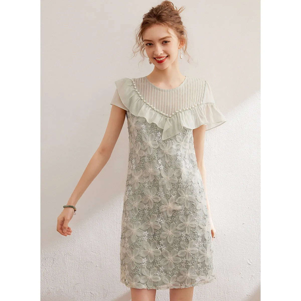 LOUIS YAO Summer Retro Embroidered Bead Skirt Elegant Round Neck Folded Ruffle Short Sleeve Dress