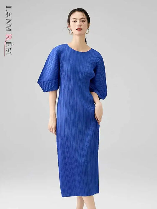 LANMREM Summer Pleated Dress Women New Casual O-neck Niche Design Dropped Shoulder Short Sleeve Dresses
