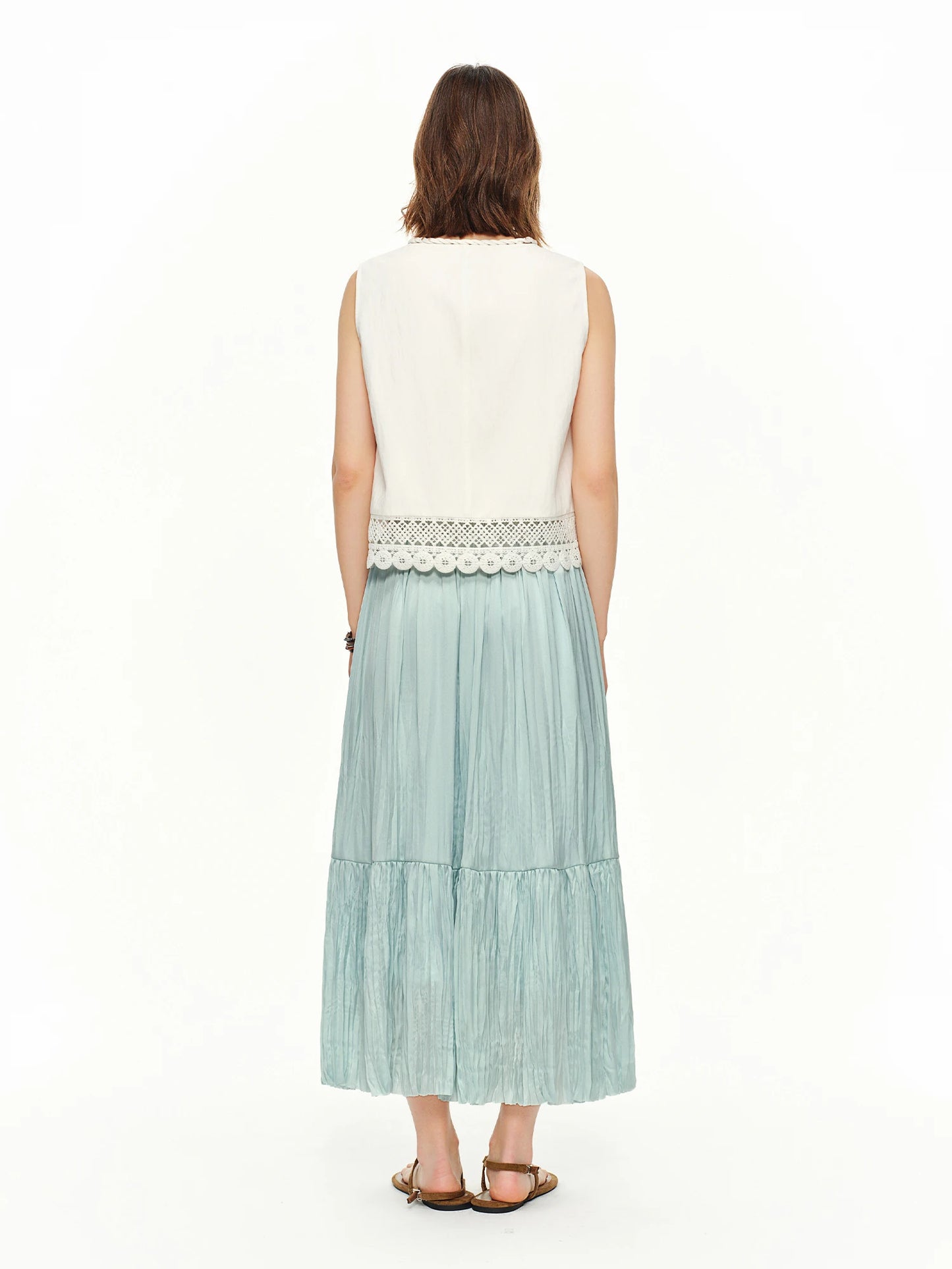 DUSHU Stylish Summer Women's Hand-Hooked Lace Resort Vest Top 2026 New Summer Arrival Fashion Collection White Sleeveless Shirts